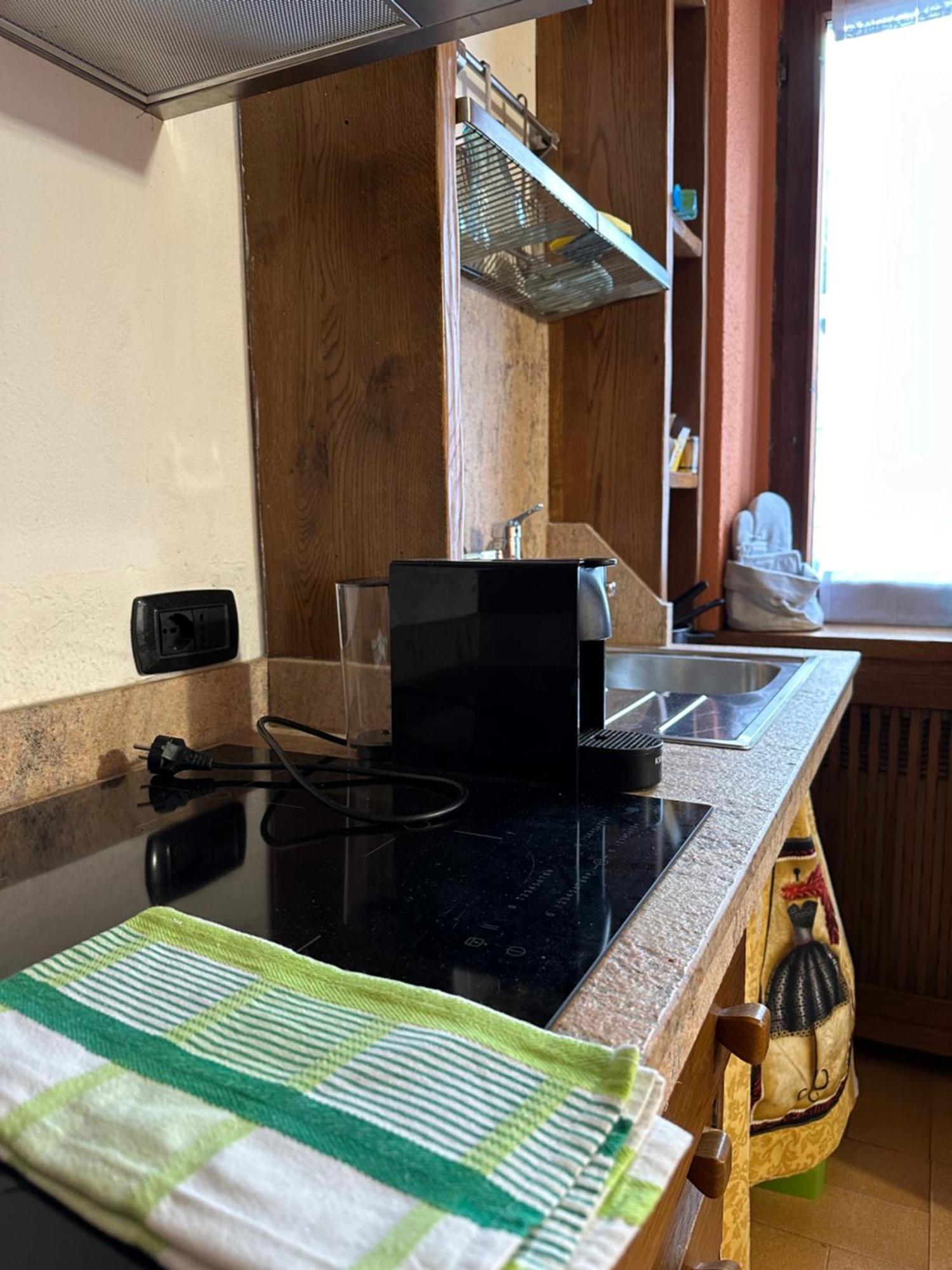 A Due Passi Dal Lago Canzo Kültér fotó